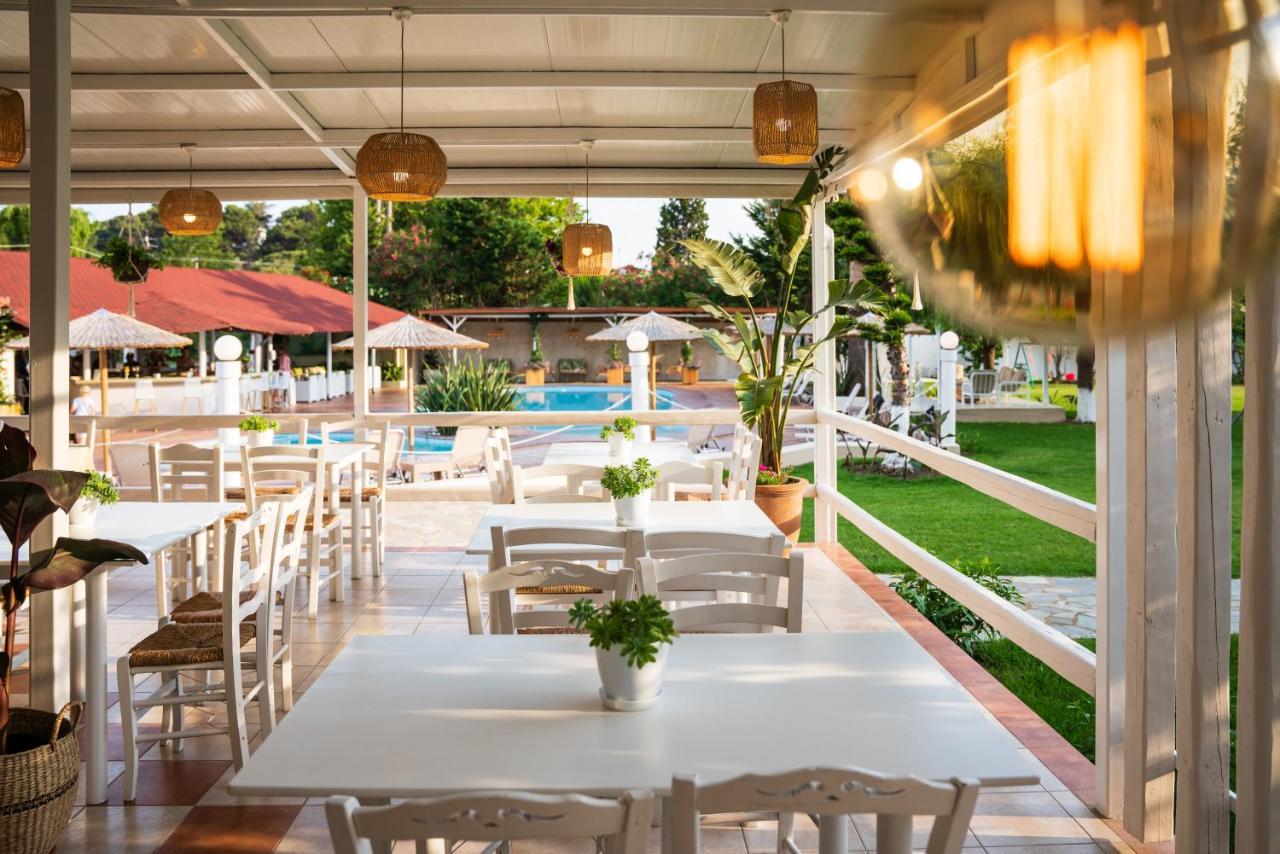 Almira Hotel Трулос Екстериор снимка