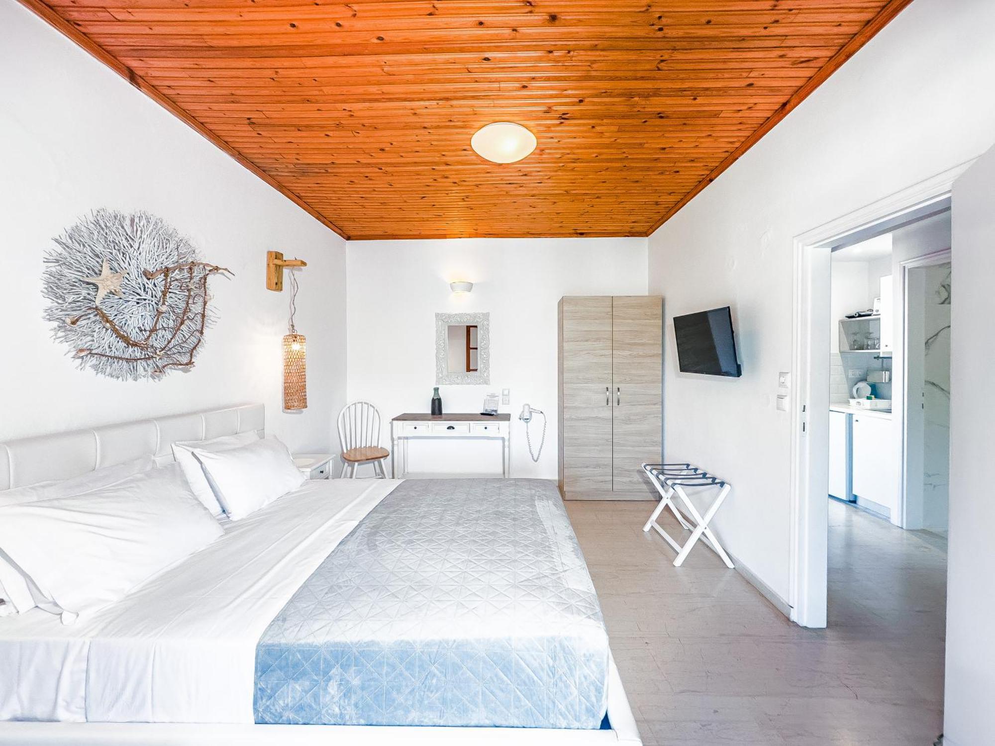 Almira Hotel Трулос Екстериор снимка