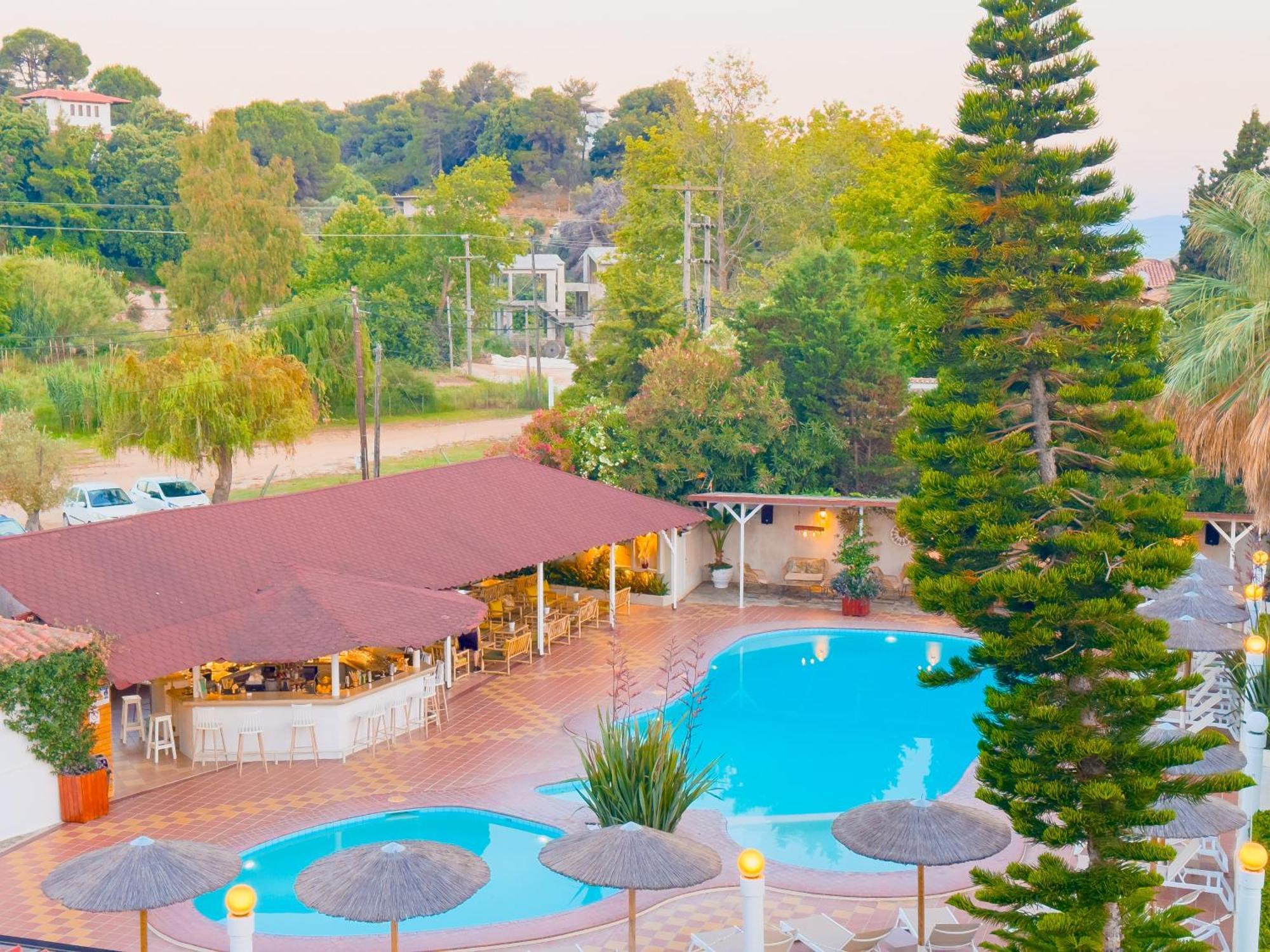 Almira Hotel Трулос Екстериор снимка
