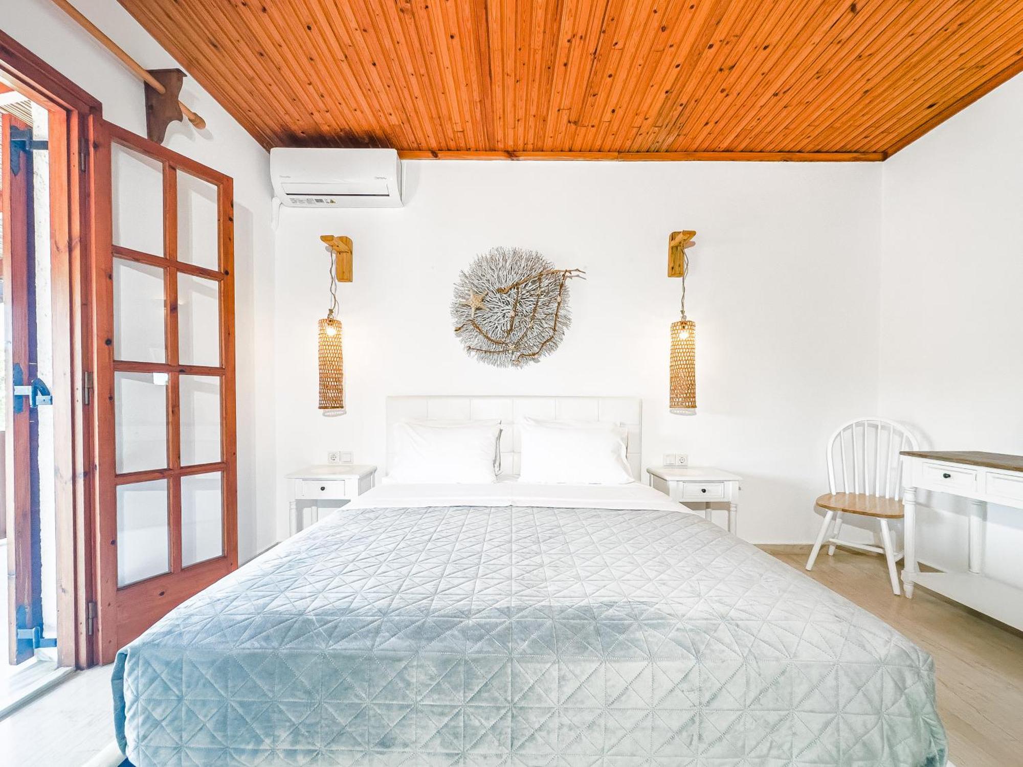 Almira Hotel Трулос Екстериор снимка
