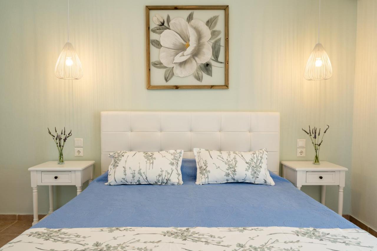 Almira Hotel Трулос Екстериор снимка